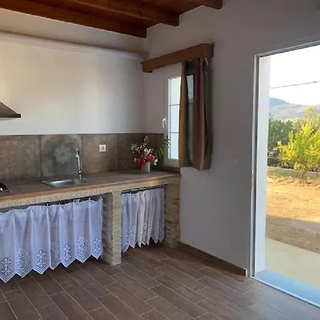 Amfitriti Apartmán *