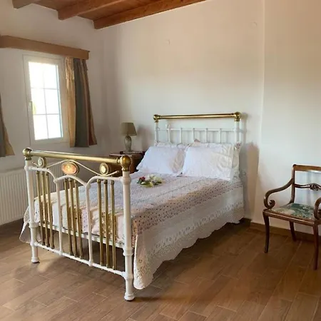 Amfitriti Апартаменты