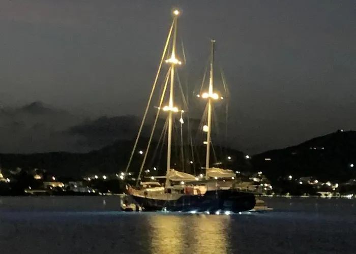 Amfitriti Agia Marina (Leros)